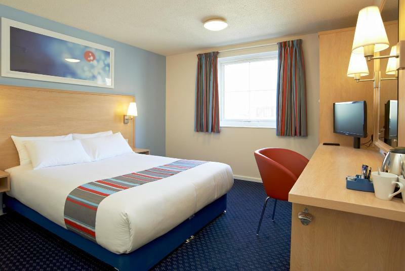 Travelodge Birmingham Central Broadway Plaza Exterior foto