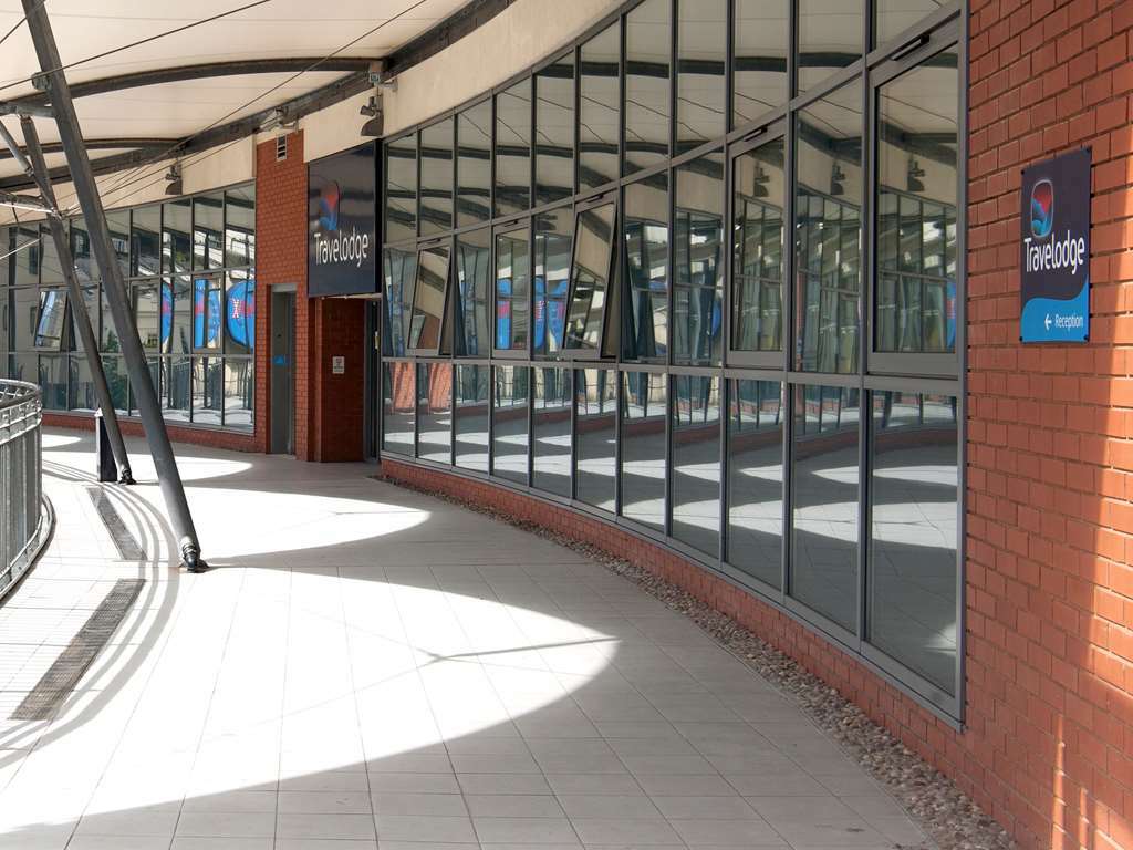 Travelodge Birmingham Central Broadway Plaza Exterior foto